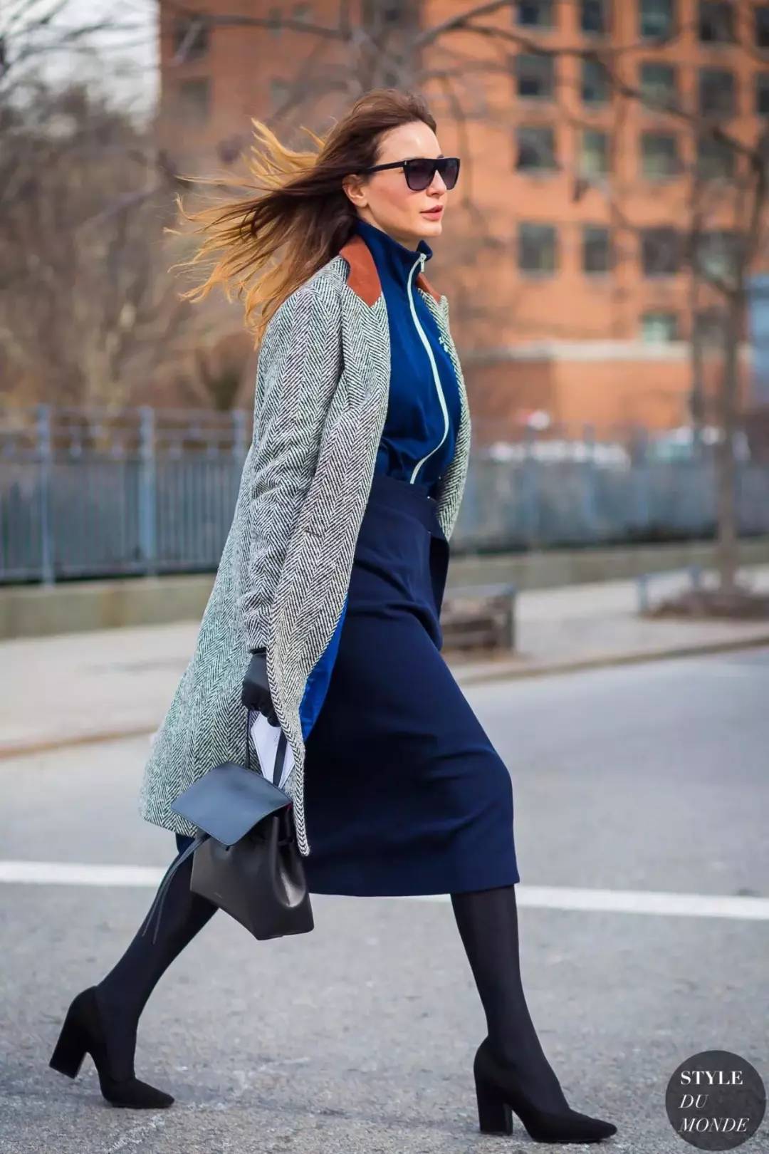 打底袜怎么挑,打底袜怎么挑选搭配才能摆脱俗气