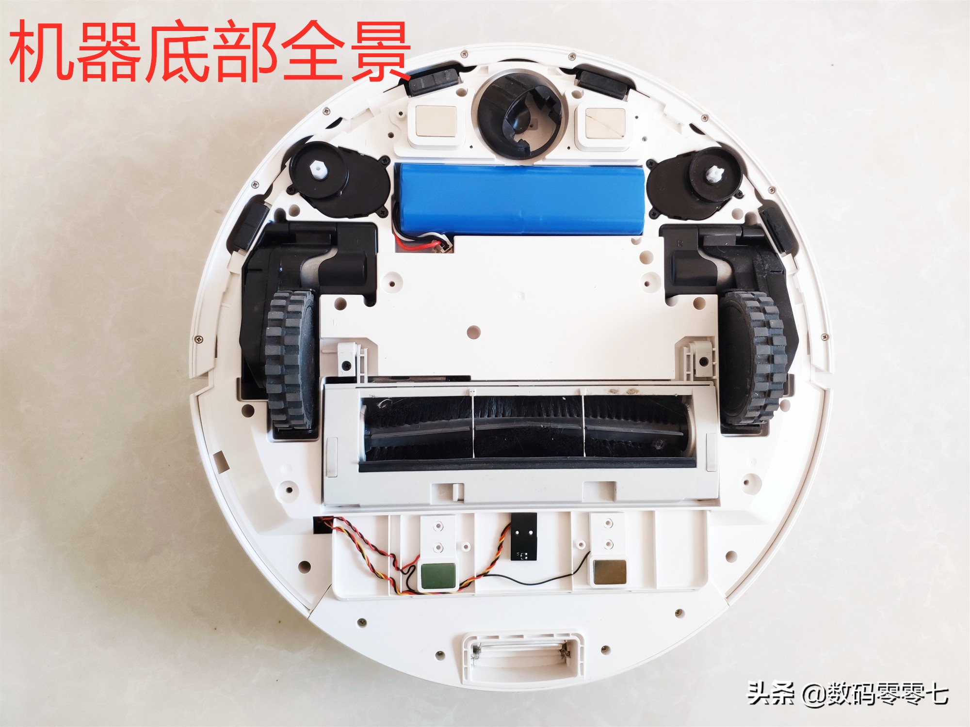 联想扫地机器人拆刷子,联想智能扫地机器人