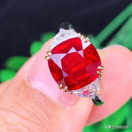 有哪些宝石首饰值得购买,首饰上的宝石值得买吗