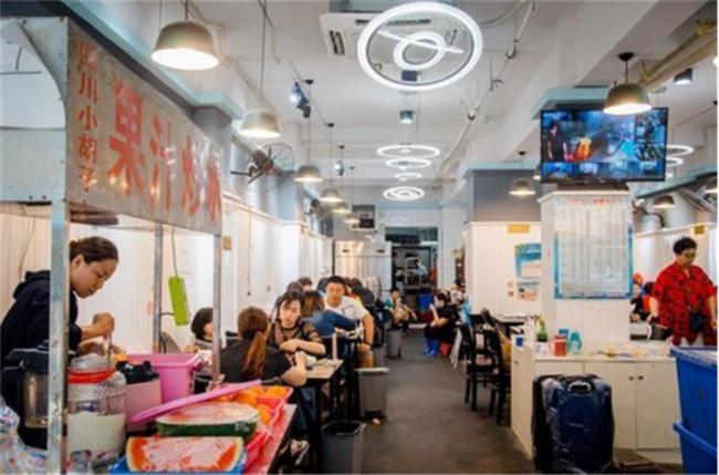 一家四口去三亚旅游既省钱又开心,带两个娃去三亚旅游