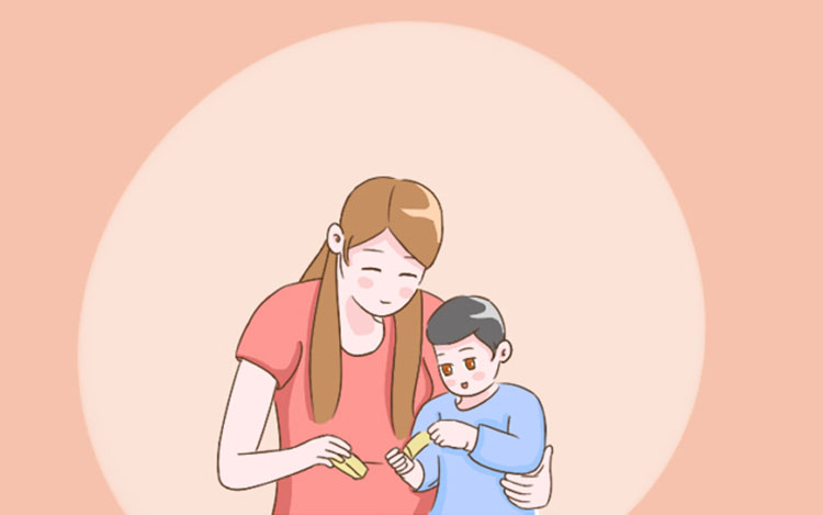 儿子在超市剥了颗山竹吃，员工大骂没教养！妈妈的回答让人敬佩