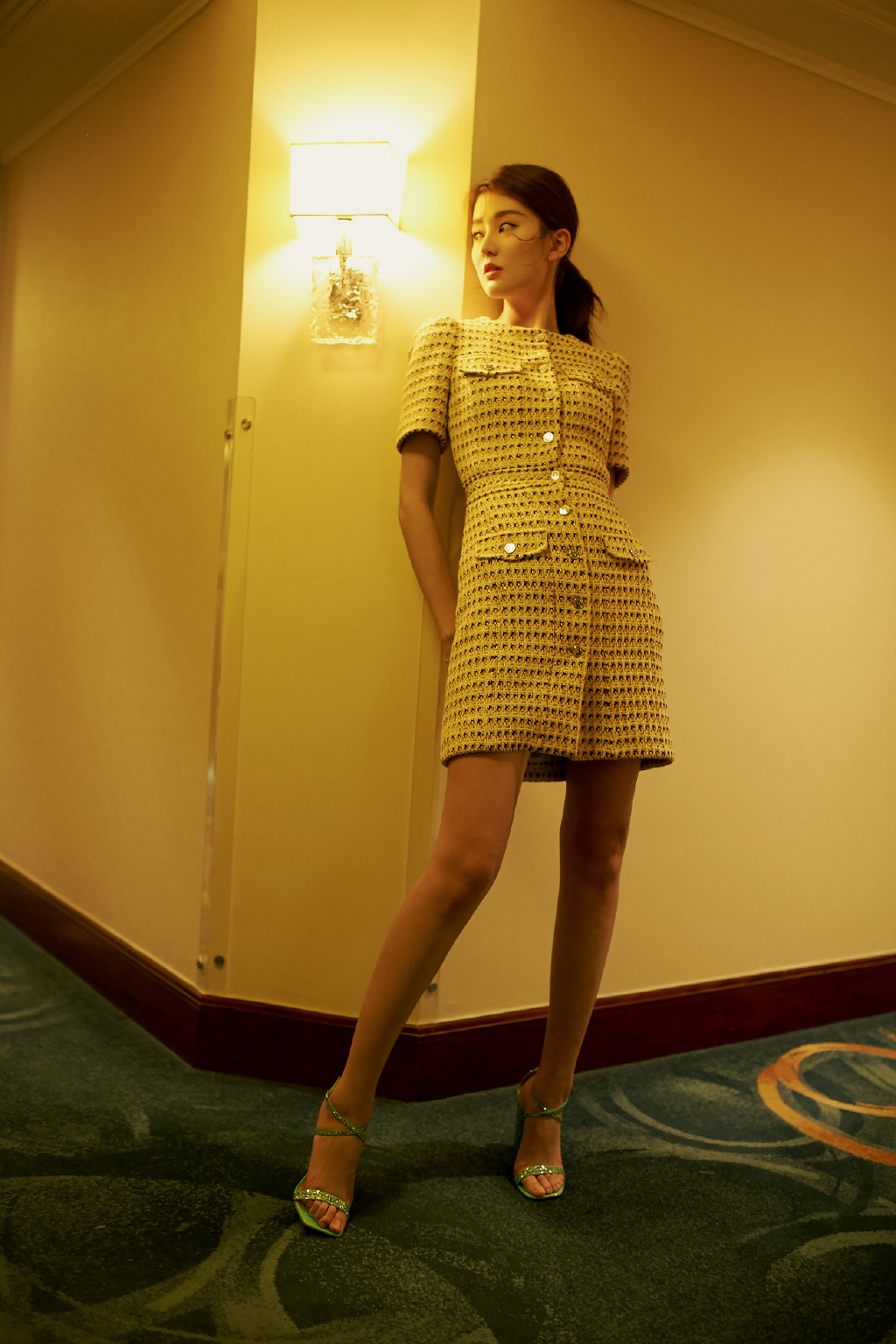 轻便又好扎的高马尾,既方便又漂亮的减龄长发高马尾