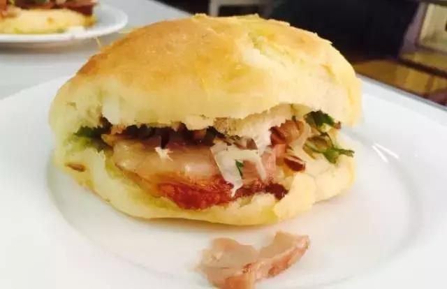 哈尔滨一年四季都得排队吃的美食,一年365天都在吃火锅