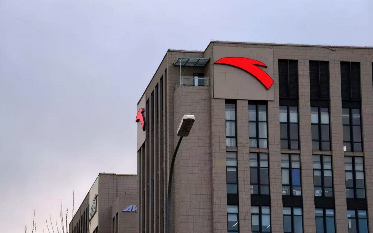 国货崛起安踏,安踏大卖