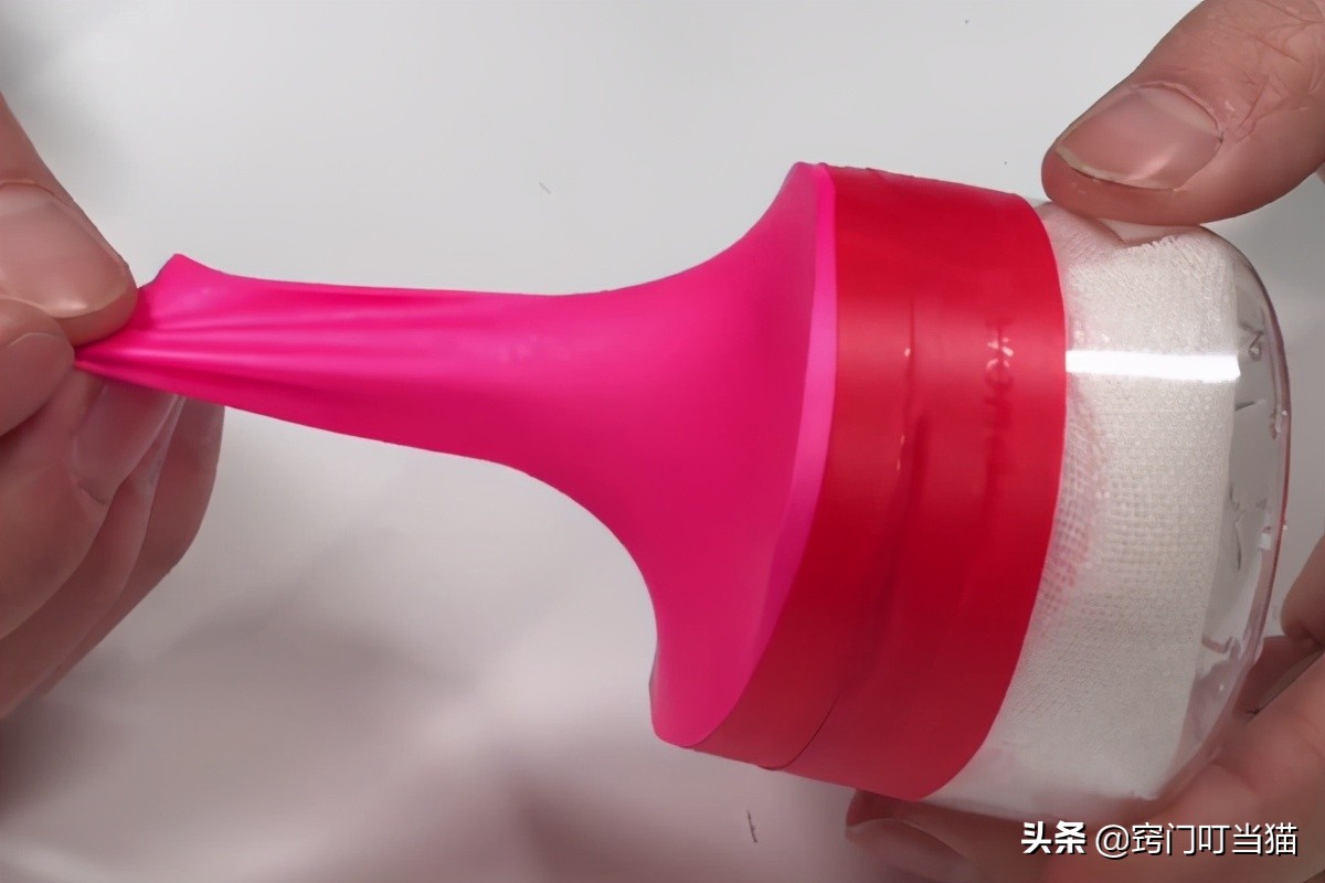 塑料瓶上套气球,如何自制水桶过滤器