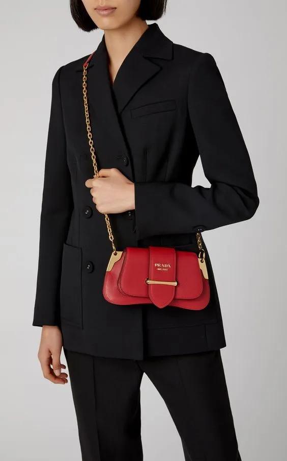 快来get这款潮酷腋下包吧,腋下包轻奢小众lisa