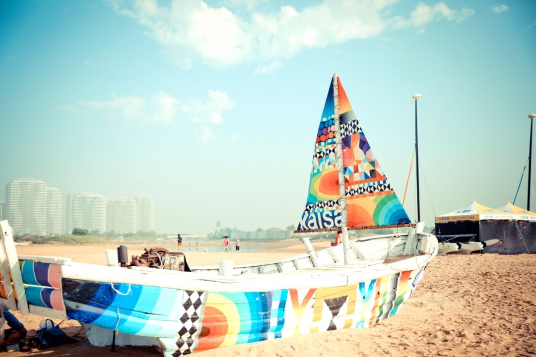 漫游世界后，80后辣妈在海边打造梦幻乌托邦，妆点绚烂人生