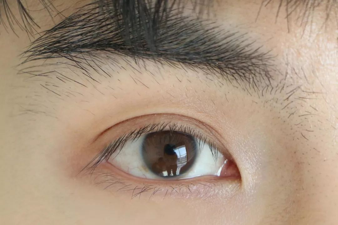 内双肿眼泡没有眼妆刷怎么画眼妆,眼妆教程肿眼泡内双霸气眼妆