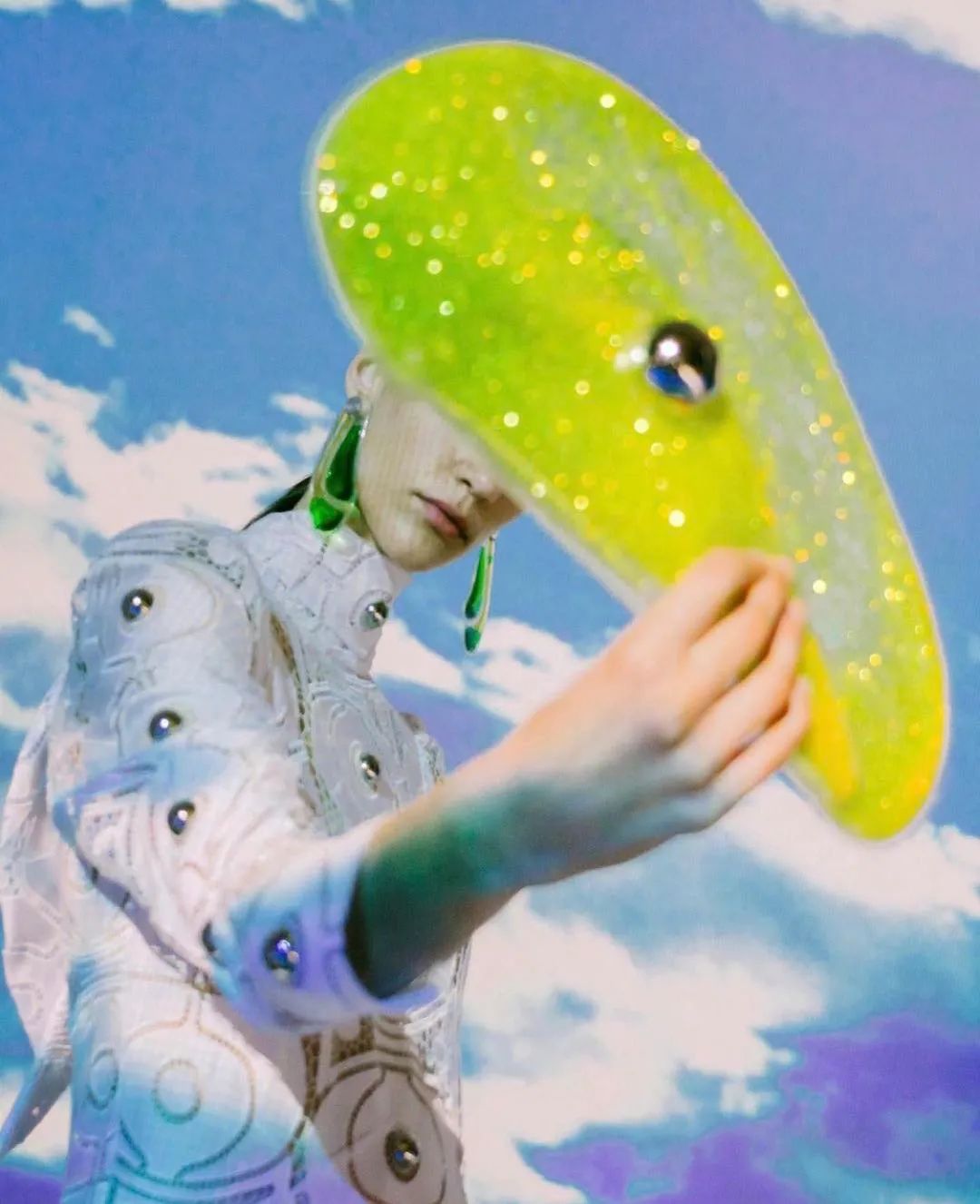 虞书欣穿的可爱灵动的衣服,自己认为适合虞书欣的衣服