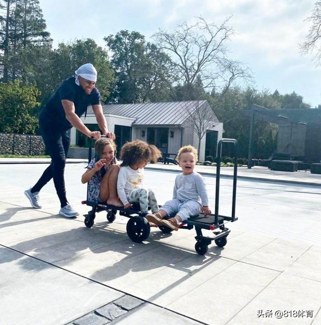 朴实!库里16天没投篮妻子买来篮球架,傻库花5小时组装,3分线没画