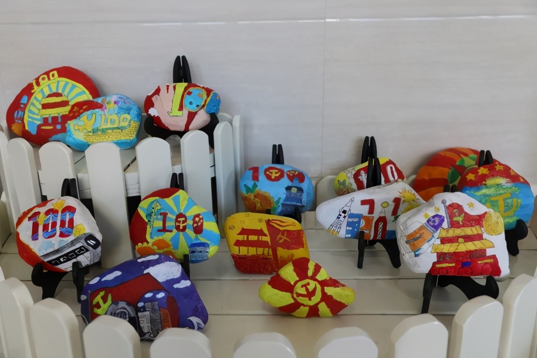 手绘长征路,重走长征路主题绘画线稿