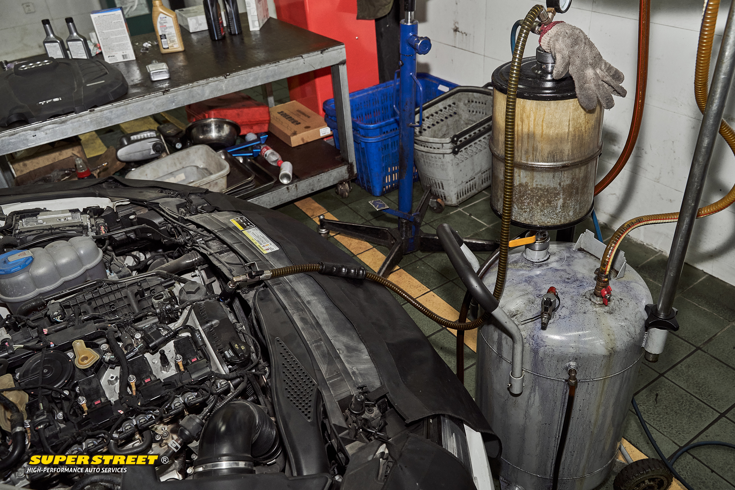 奥迪a4lb9用什么品牌机油,奥迪a4l壳牌机油推荐