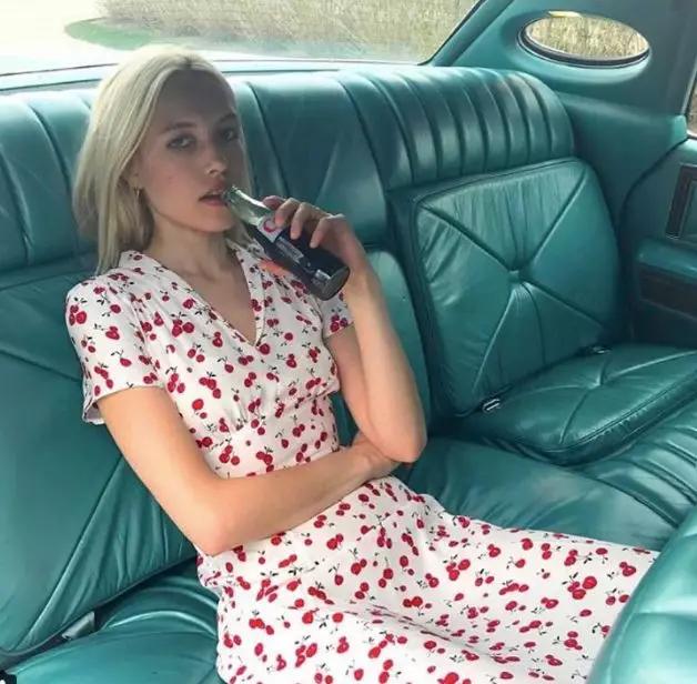 某宝店铺推荐裙子,某宝衣服店铺推荐连衣裙女秋