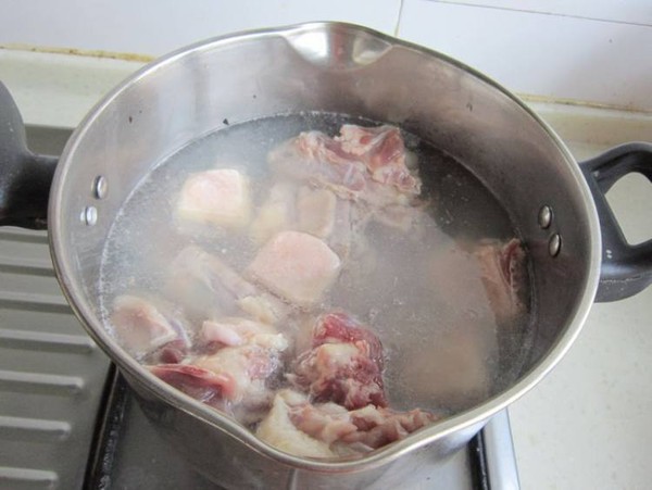 秋天吃鸭肉最好吃的8种做法,春天的鸭肉怎么做才好吃