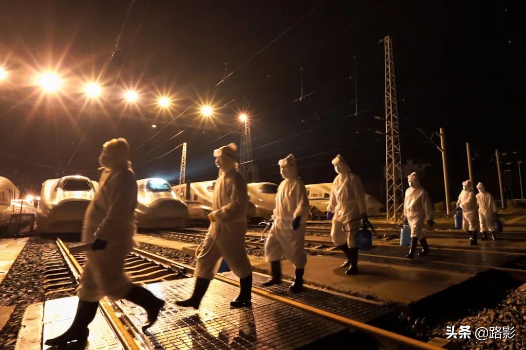 战疫情保春运铁路警察在行动,抗击疫情守护平安摄影征稿