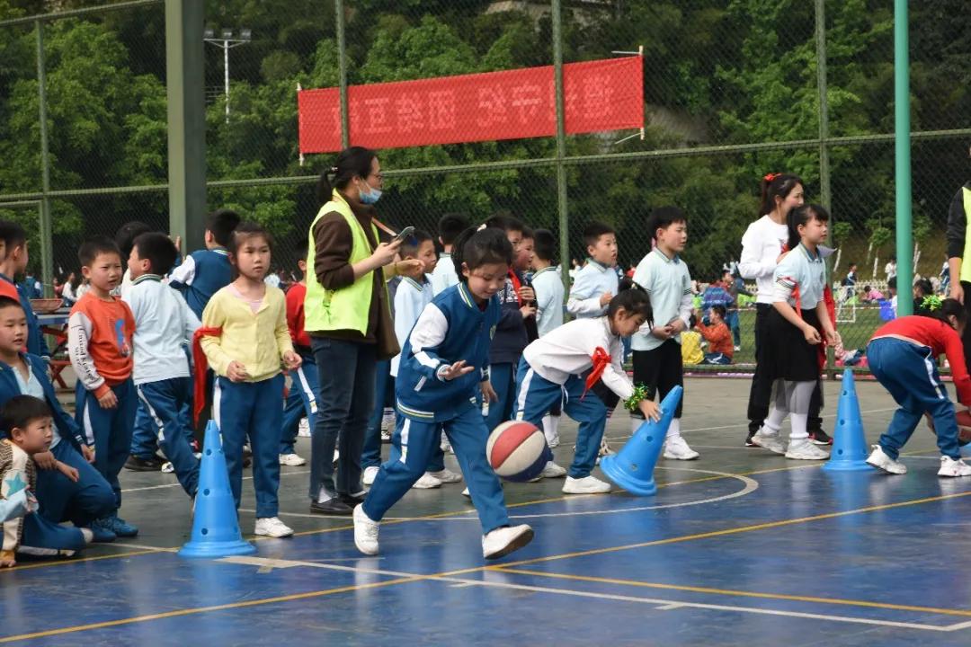 强健体魄展青春风采,锦绣小学活力操