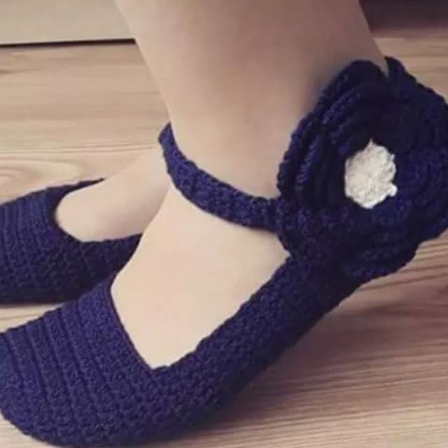 可爱宝宝鞋7个月,宝宝可爱的毛线鞋