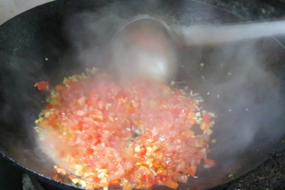 西红柿金针菇怎么做菜才好吃,西红柿金针菇的做法好吃又简单