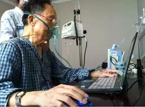 以芳华立誓不负教育强国梦,以芳华立誓背景音乐