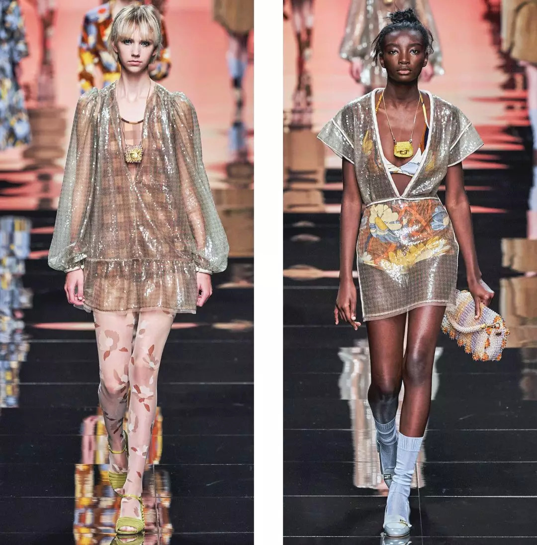 我的胸，我的手指，我的脚腕……都需要一只包包