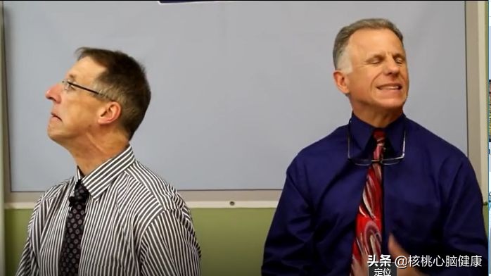 中风后面瘫怎样康复？一套面部小动作，简单实用效果惊人