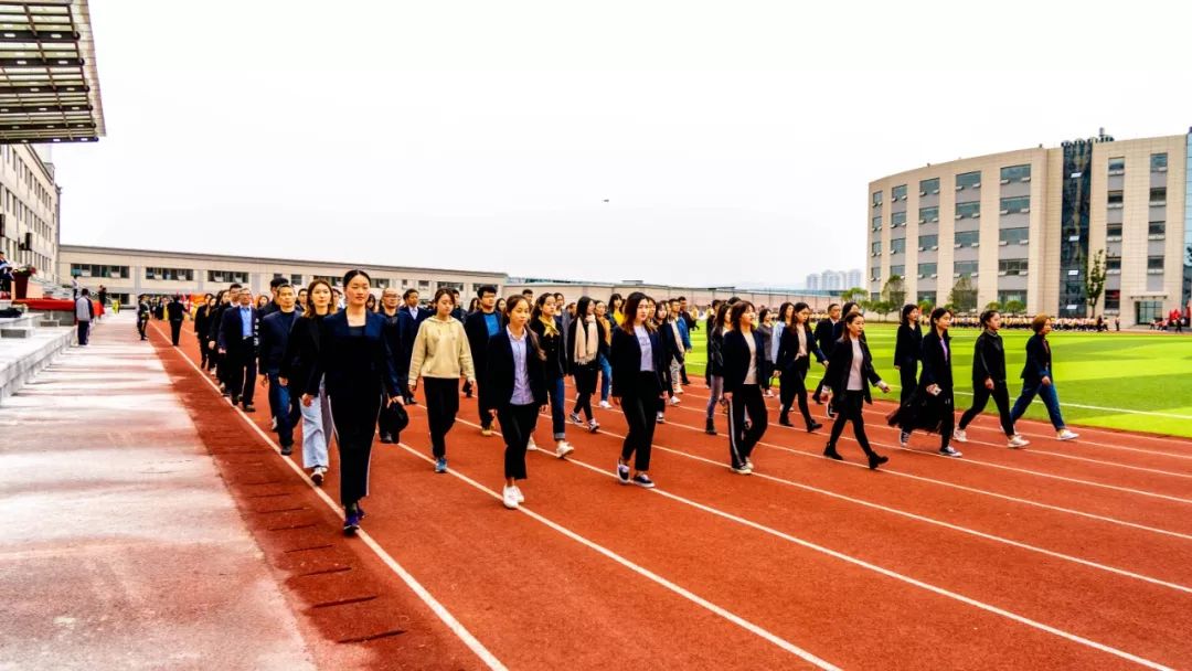 十堰外国语学校郧阳校区运动会,十堰东风国际学校运动会