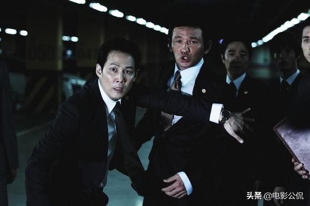 影迷怒斥二流影院不懂电影：想看片尾彩蛋？答：门都没有