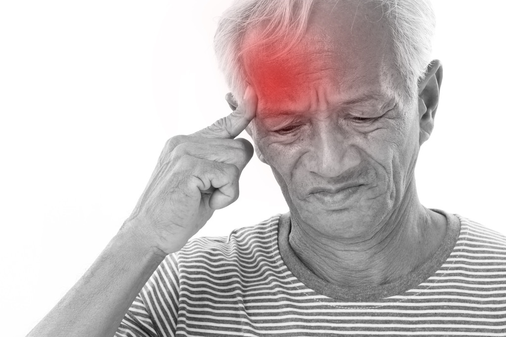 偏头痛患者须知偏头痛的危害,偏头痛吃止痛药会有依赖性吗