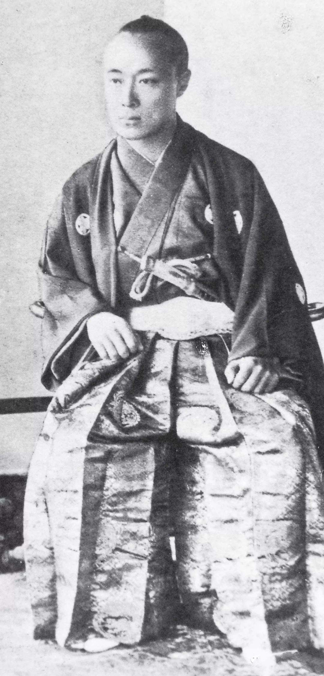 日本人都是怎样取名字的,日本人取名字4个字