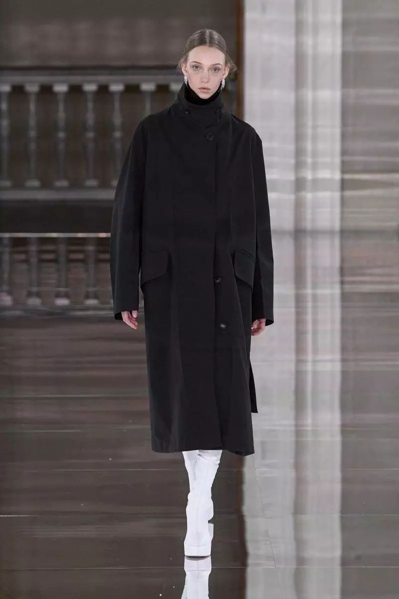 波司登羽绒时装周,波司登伦敦时装周中国红