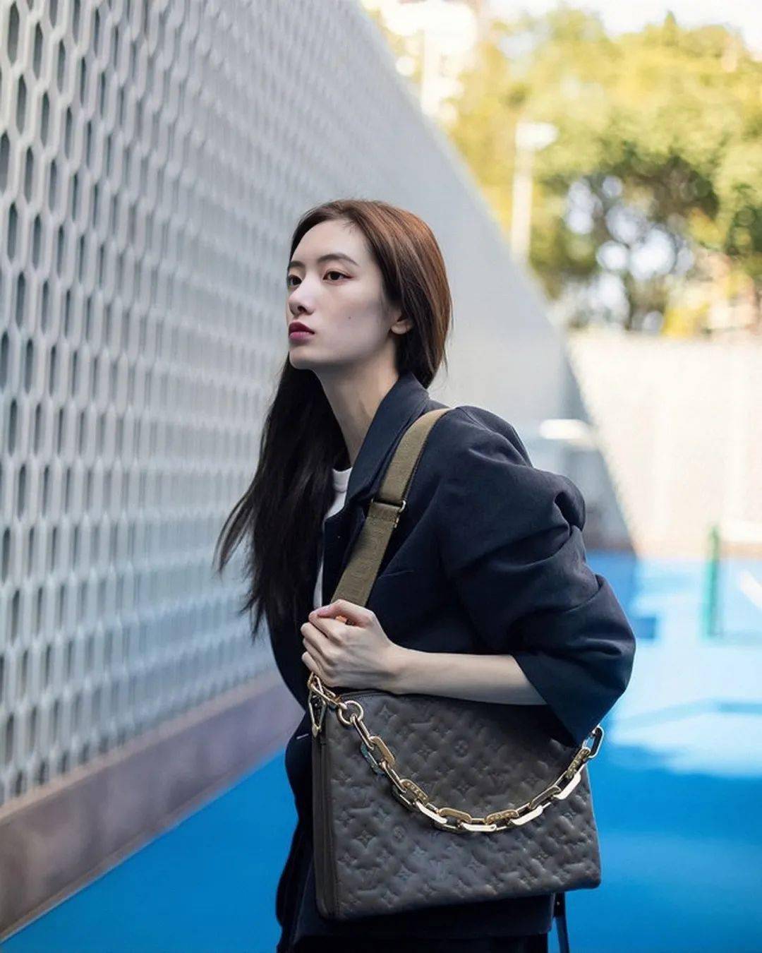 LV新手袋一出,女明星们集体撞包