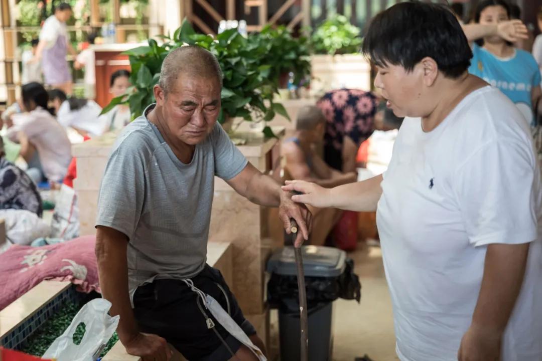 人在新乡，我们的家还在水里