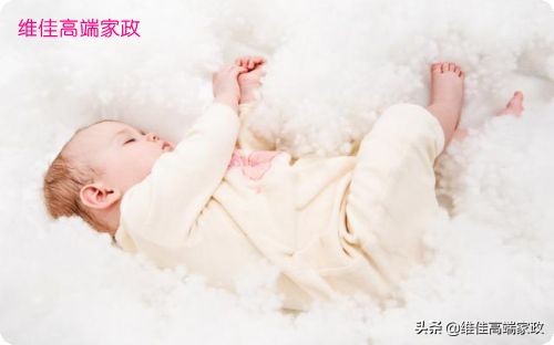 哺乳期的妈妈要保持营养丰富均衡，才能充足优质的母乳提供给宝宝