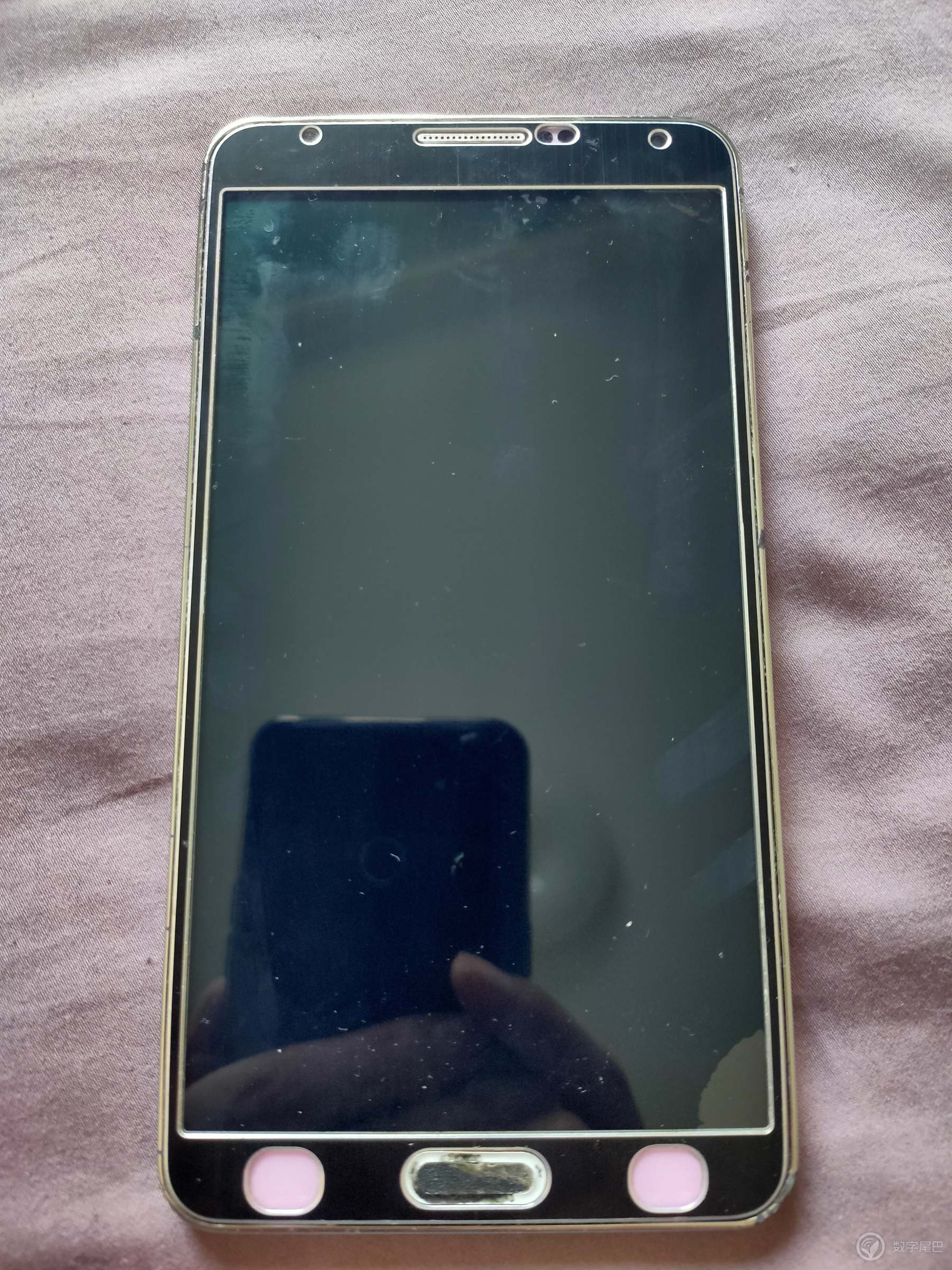 用爸爸用过的手机,老人过世用过的手机