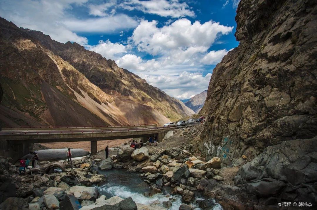 中国10条最美逆天的公路,一年仅开放四个月的独库公路
