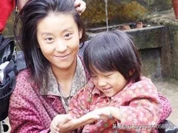 伟大母爱让人泪奔,母爱是伟大的可是现实是残酷的