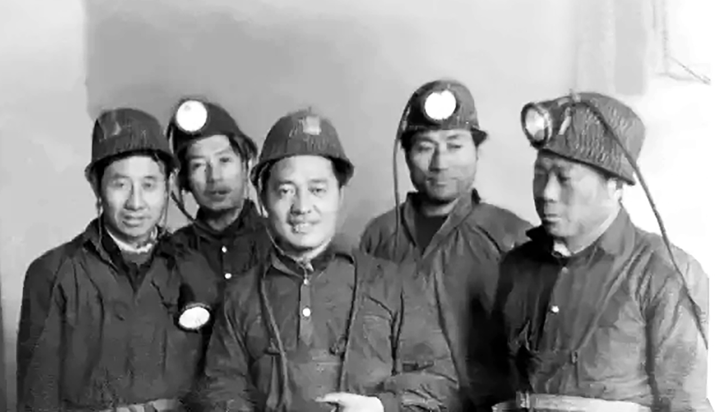 鞍钢“五百罗汉”的故事|郝希英：*途征**峥嵘建功勋军工元老