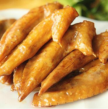 鸡头鸡翅尖不能吃是真的吗,鸡腚尖哪里不能吃