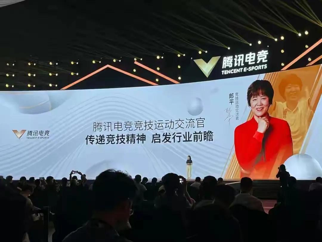 郎平执教生涯辉煌,郎平现在每年广告收入多少