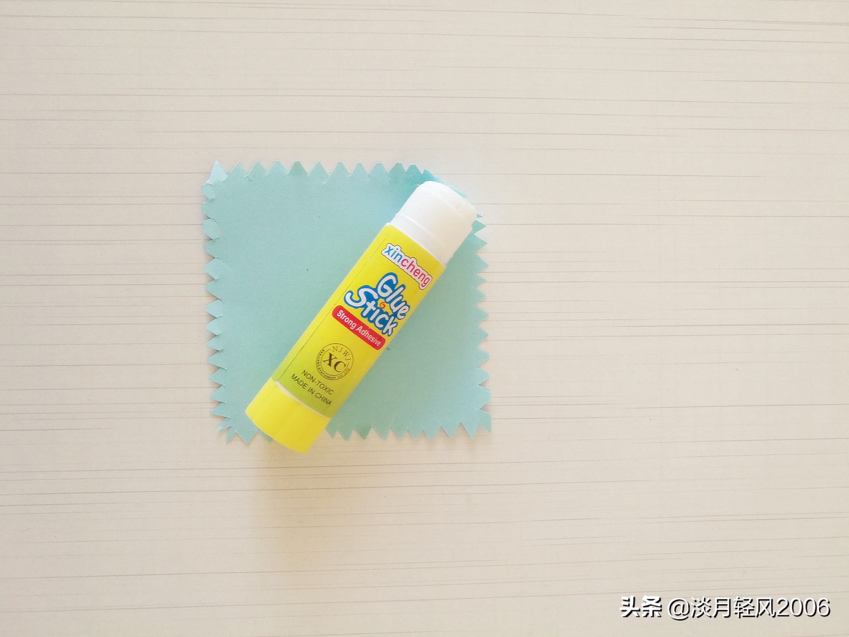 卡纸做花灯手工教程元宵节,用卡纸做元宵节花灯简单又好看