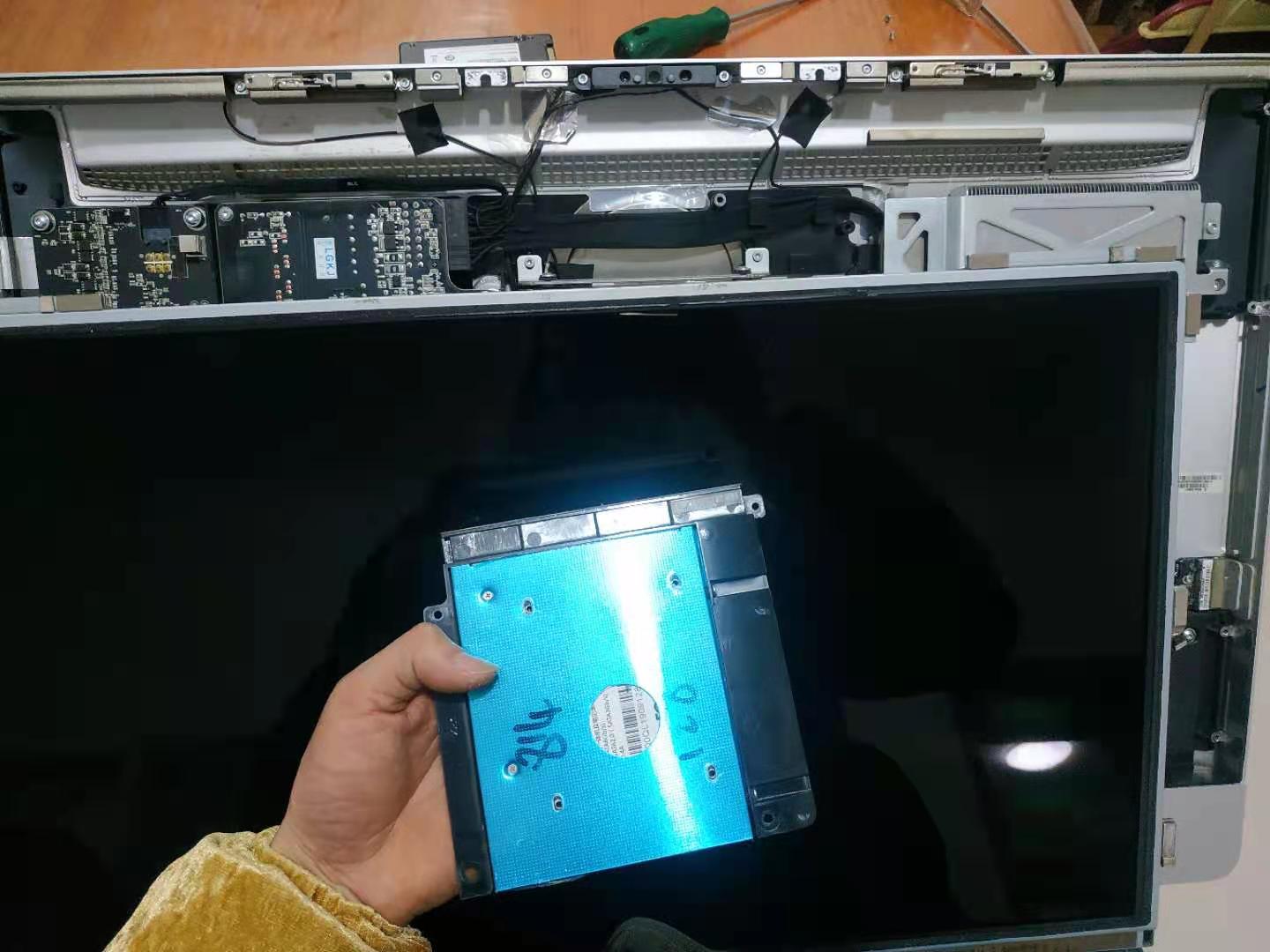 苹果一体机拆机换外玻璃,联想一体机拆机换固态