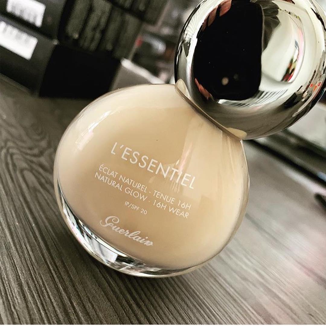 甜美系列来啦今日份美妆穿搭,2021秋冬潮流穿搭美少女