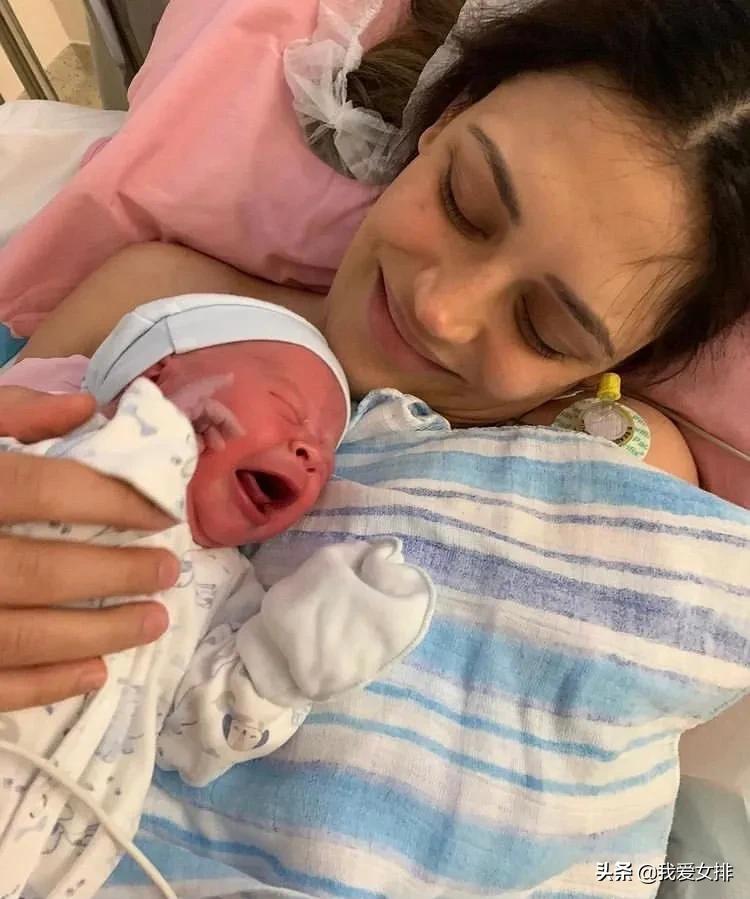 土耳其瓦基弗银行朱婷拉西奇,朱婷土耳其瓦基弗银行队拉西奇