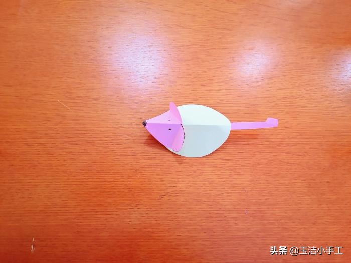 手工折纸小老鼠,小老鼠手工折纸制作幼儿园中班