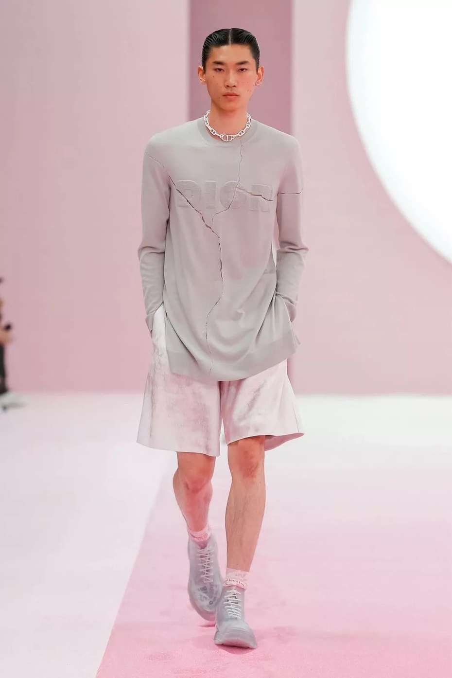 种草|看完2020男装周，我想把衣橱里的女装都换成男装