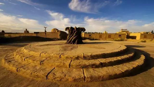 世界上海拔最高的公路！中国最神奇的天路！比川藏线还险10倍！