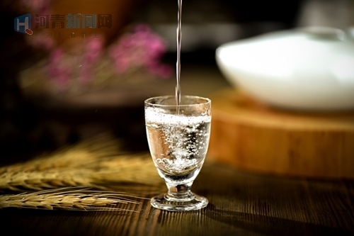 头孢用药期间禁酒多少天,头孢配酒说走就走这句话有依据吗