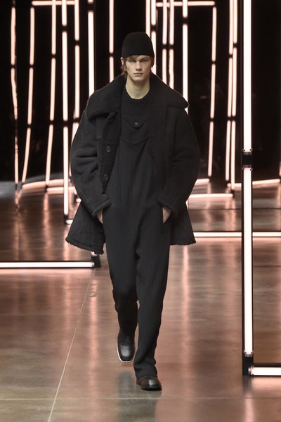 芬迪fendi2021男装,fendi芬迪2023春夏男装时装秀