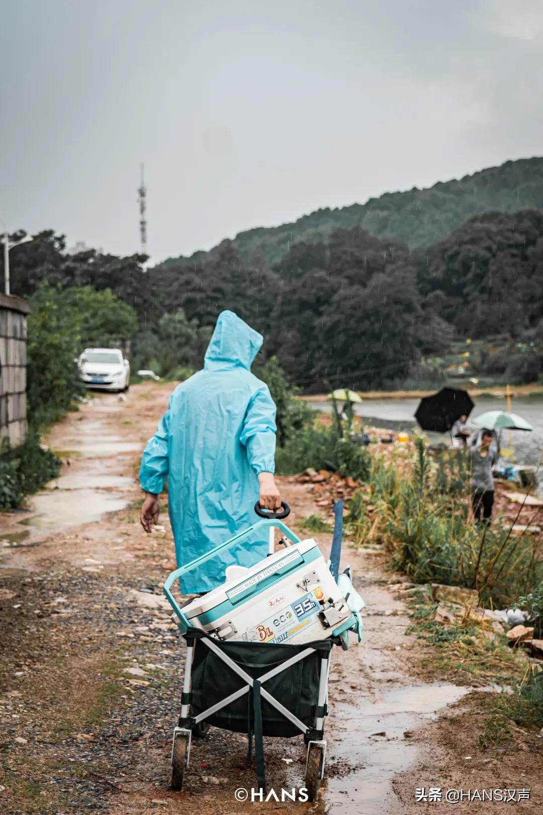 天元邓刚在湖北枣阳钓鱼的视频,武汉天元邓刚视频