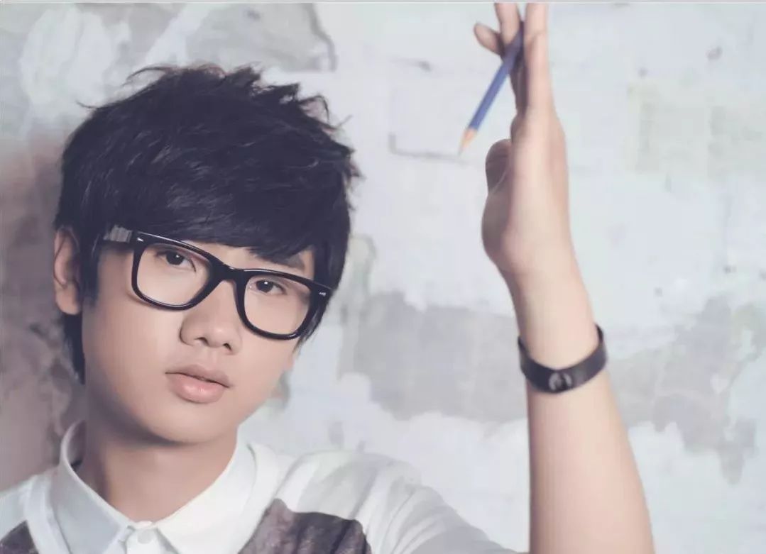 朴树早期视频曝光,朴树沉寂十年现场